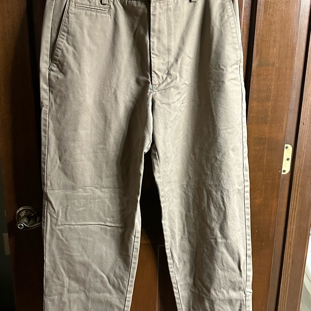Dockers Men's Khaki Chinos